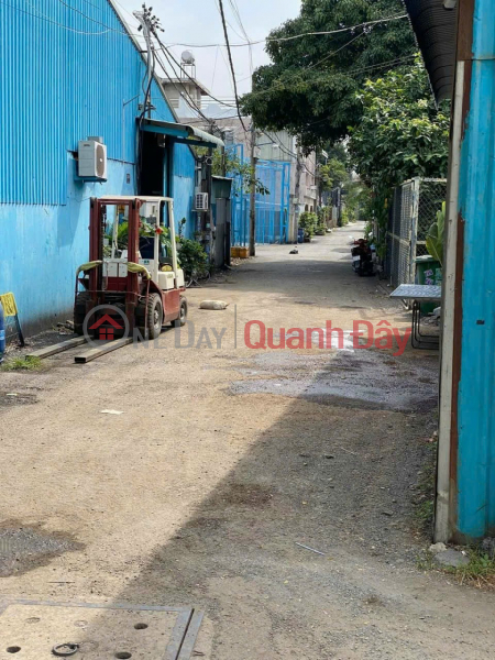đ 5.69 Billion The owner sold quickly to Daknong, the house right in Hiep Binh Phuoc - truck