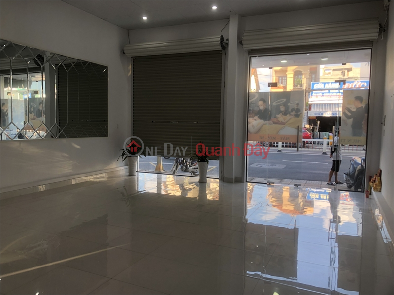 Space for rent right at the market port, ward 11, 30\\/4 street, Vung Tau city Rental Listings