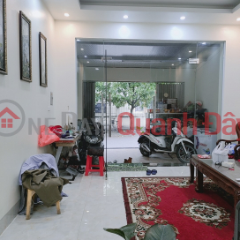 House for sale 54m2 Nghi Tam street, Tay Ho Garage 2 Cars avoid sidewalks Prime business 7.4 Billion _0