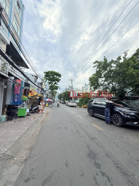 Bán nhà mặt phố ngay Dương Bá Trạc 3,8x15 khu kinh doanh sầm uất _0