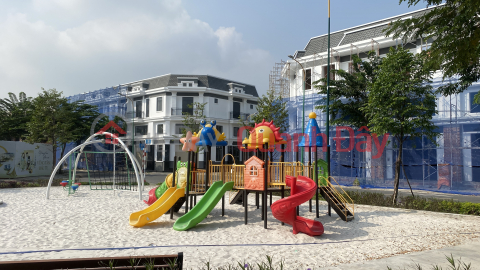 Only from 450 million - Own land in the center of Ben Cat, separate pink book for each plot _0