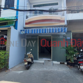 BEAUTIFUL HOUSE - GOOD PRICE - House for Rent in Tan Binh District, Ho Chi Minh City _0