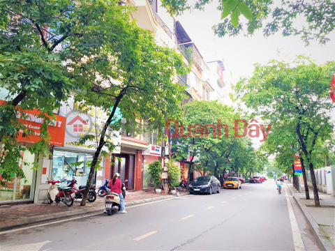 (SHARF ALLEY, DISTRICT COMMITTEE SIDE, CARS PARKING) House for sale in HOANG CAU, Dong Da. Area 50m x 5 floors x Frontage 4m _0