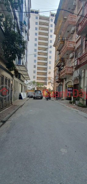 56m 6 Floor Front 5m Subdivision of Stop Cars, Pham Tuan Tai Street. Near universities, wide sidewalks for business Sales Listings