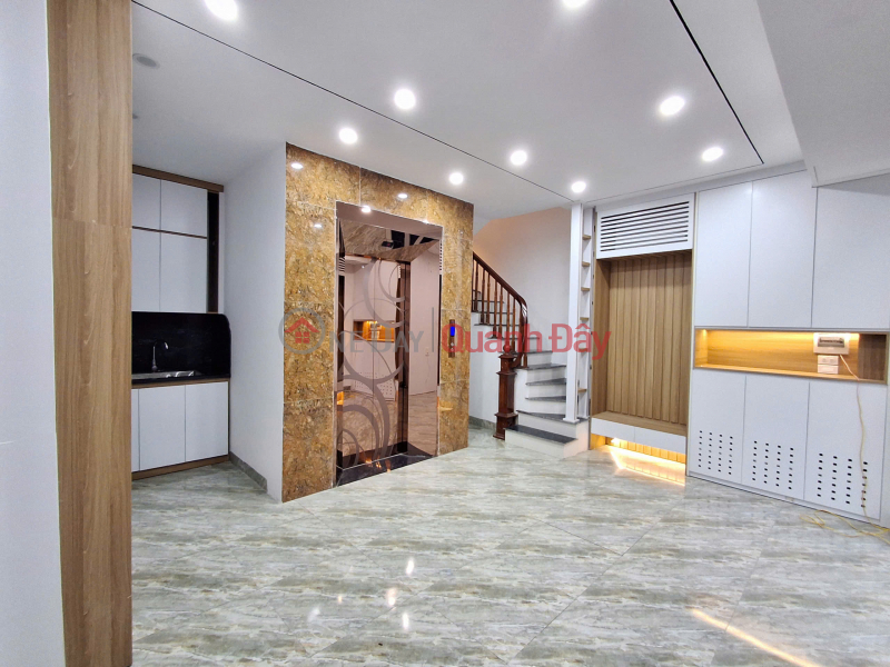 đ 8.9 Billion | NEW HOUSE FOR SALE, FULLY FURNISHED, 10M CAR ROUTE - 6 FLOORS, ELEVATOR, THACH BAN, 35M2 X 8.9 BILLION - LB