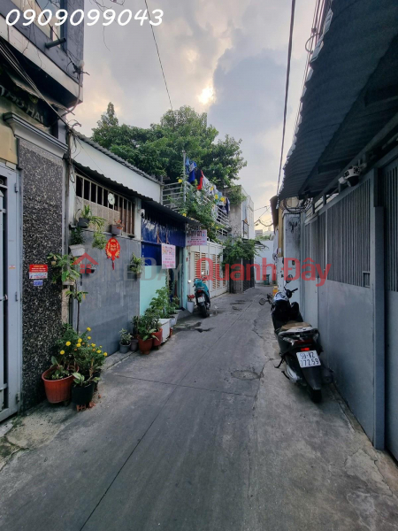 RARE OPPORTUNITY: 79M² – 5M FRONTAGE – 2 SEPARATE UNITS – ONLY 3.3 BILLION VND Vietnam | Sales | đ 3.3 Billion