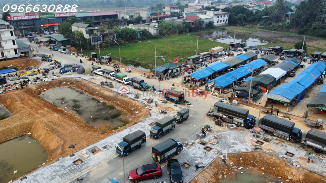 MỞ MẮT RA LÀ CÓ TIỀN! VỊ TRÍ ĐẮC ĐỊA - BÁN 2 LÔ ĐẤT NGAY ĐỐI DIỆN CHỢ ĐÊM LƯỠNG VƯỢNG | Việt Nam Bán | ₫ 1,98 tỷ