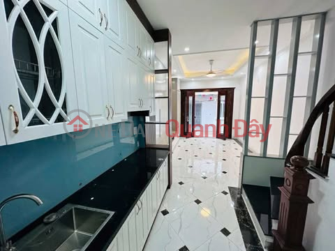NHÀ MỚI KÍNH KONG - OTO ĐỖ CỬA - SÂN CHƠI RỘNG THOÁNG _0