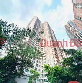 VIP APARTMENT - HIGH CLASS - IMPERFECT LIVING SPACE - 3BR, 2BATH - LUXURY INTERIOR - COMFORTABLE LIVING _0