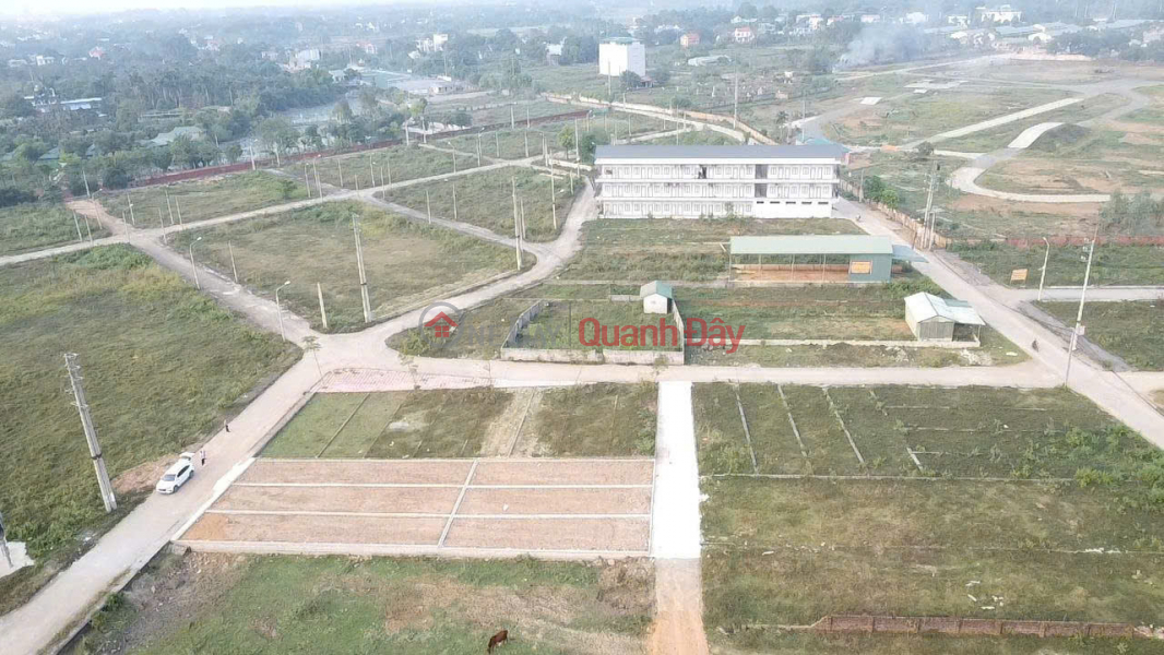 đ 5.5 Billion, Urgent sale of 113.3m2 land plot, 200m from Hoa Lac Thach That market