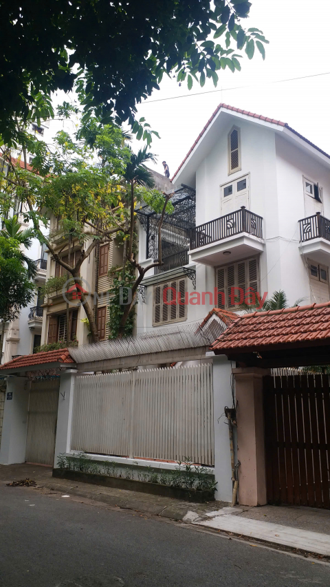 Villa for rent Trung Hoa 145m2, 4 floors for company office, teaching center _0