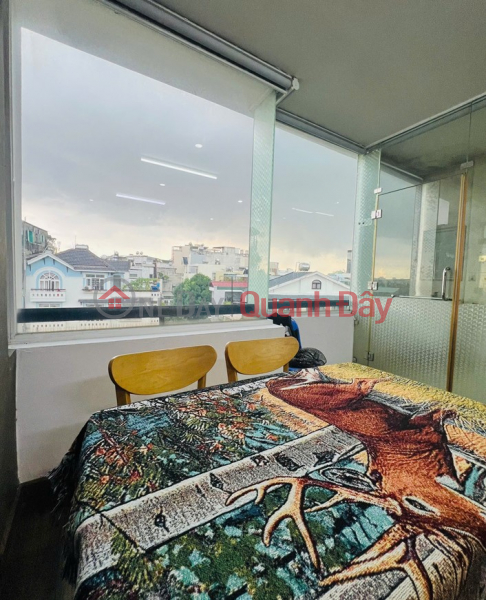 Owner rents out 40m2 penthouse with super chill view and full furniture Rental Listings