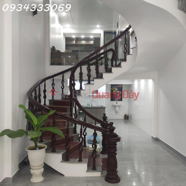 Property Search Vietnam | OneDay | Residential | Rental Listings Van Cao house for rent: (about 30-40m across) 60m2 x 4 floors, 5 bedrooms, 5 bathrooms, car, newly painted and suitable