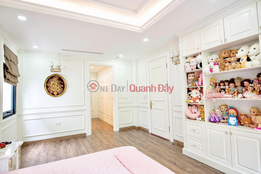 Property Search Vietnam | OneDay | Residential Sales Listings | Rare huge frontage! House for sale on Thanh Nhan street, 210m2 x frontage 8.7m, 119 billion, for business