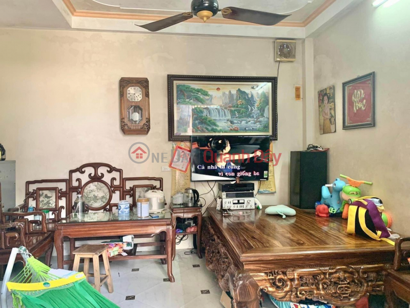 3-storey house solidly built by people on Hang Thao street Sales Listings