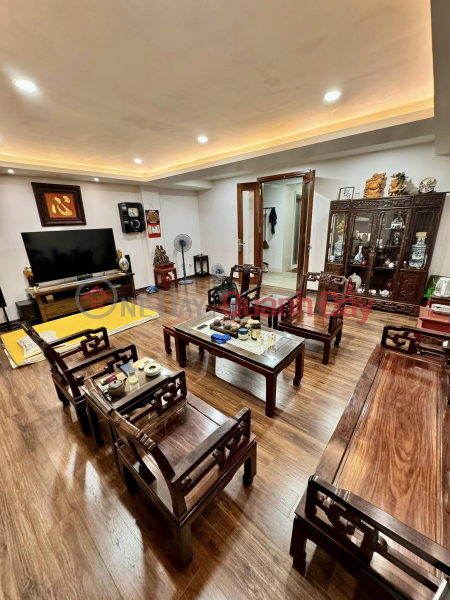 Property Search Vietnam | OneDay | Nhà ở Niêm yết bán | VỊ TRÍ ĐẮC ĐỊA-Phố Hào Nam-Ra phố 10 mét- Ô tô đỗ 60m/ 7Tầng/ MT 6m 19.9 Tỷ