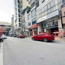 CENTRAL STREET FRONT - SIDEWALK - GOLDEN LOCATION - TOP BUSINESS<br \/> Super product on HOANG CAU street _0