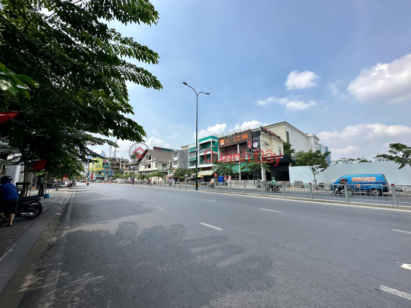 đ 26 tỷ (Tin thật 100%) Bán tòa CHDV 178m2 x 30 phòng tại Dương Quảng Hàm - Dòng tiền 2,4 tỷ ~ 9,5%/năm