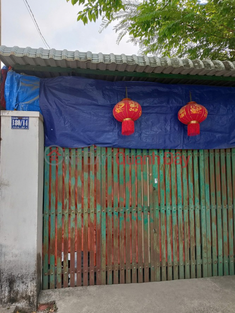 Owner selling a house with a frontage on Nhi Binh 8 Street, Hoc Mon, 100m2, accessible road, near the market, price 2.6 billion VND. _0