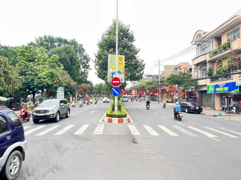 HOT! 400m2 Dong Khoi Front, full residential area, opposite Department of Natural Resources and Environment, price ONLY 21 BILLION | Vietnam, Sales, đ 21 Billion