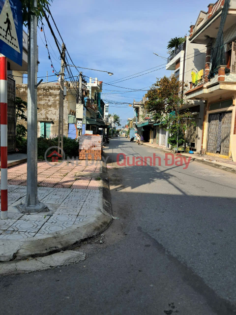 Land for sale in an area suitable for business and trading, right at the gate of Soc village market 2, Vu Quy commune, Kien Xuong district, land _0