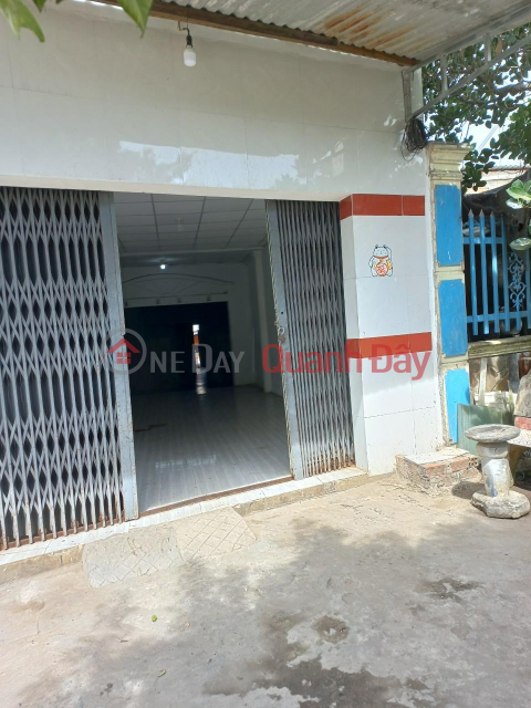 OWNER Needs to Sell Quickly BEAUTIFUL HOUSE WITH 2 FACES Huyen Hoi Market, Cang Long, Tra Vinh _0