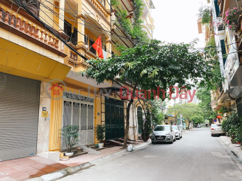 Phân Lô phố Nguyễn Sơn, 93m², MT5.2m, Cạnh 5 Tòa Berriver, Phố Xách Tay. _0