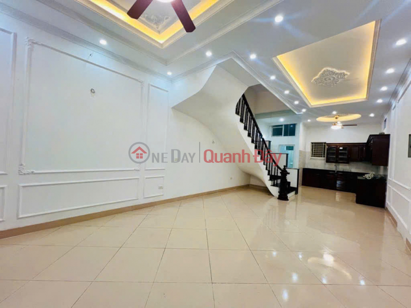 đ 8.9 Billion URGENT SALE: 4-STORY HOUSE IN PHUC LOI AREA. CORNER LOT, 80M2, OWNER-BUILT, ONLY OVER 8 BILLION VND.