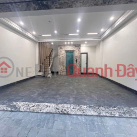 HOUSE FOR RENT IN NGOC LAM. 40M2 * 5 FLOORS * 20 MILLION. SIDEWALK, CARS CAN PASS, BUSINESS. _0