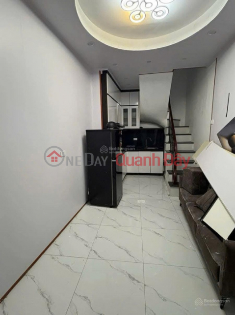 Rare!!! Over 3 billion for a house in Cau Giay District, 4 floors, 3 bedrooms, full functions _0