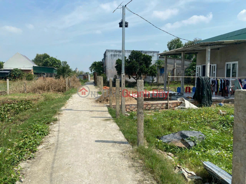 Chính Chủ Cần Bán Lô Đất Vị Trí Đẹp Tại Đường ĐT 832, Ấp 7, Xã Nhựt Chánh, Bến Lức, Long An | Việt Nam Bán | đ 730 triệu