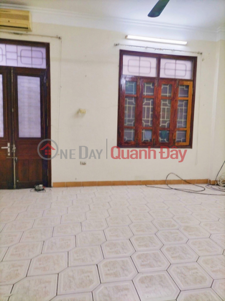 Property Search Vietnam | OneDay | Residential Sales Listings, Subdivided lots, corner lots, cars passing Hoang Cau townhouse, area 51m2, Mt 5.23, price 8.1 billion (Negotiable)