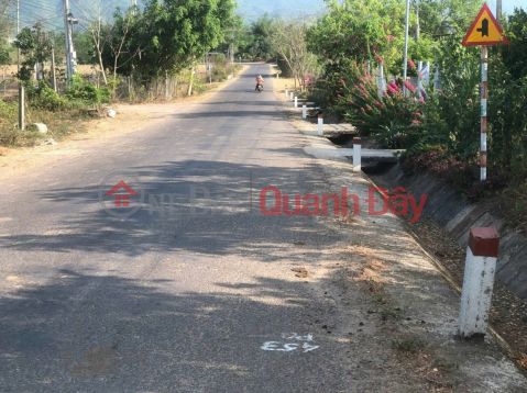 Bán Đất Mặt Tiền Hương Lộ 62 Sông Cầu - 1126.4m2, Ngang 20m - 5 Tỷ (4.4tr/m2) - 2 Mặt Tiền _0
