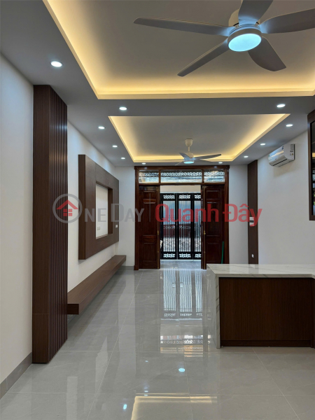 BEAUTIFUL HOUSE - GREAT PRICE - OWNER NEEDS TO SELL QUICKLY - HOUSE IN LONG BIEN DISTRICT, HANOI CITY Vietnam Sales đ 13.6 Billion