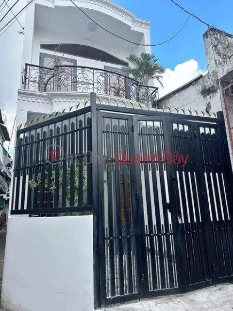 Selling 2-storey corner apartment in alley opposite Emart supermarket, Phan Van Tri, Go Vap, over 3 billion. _0