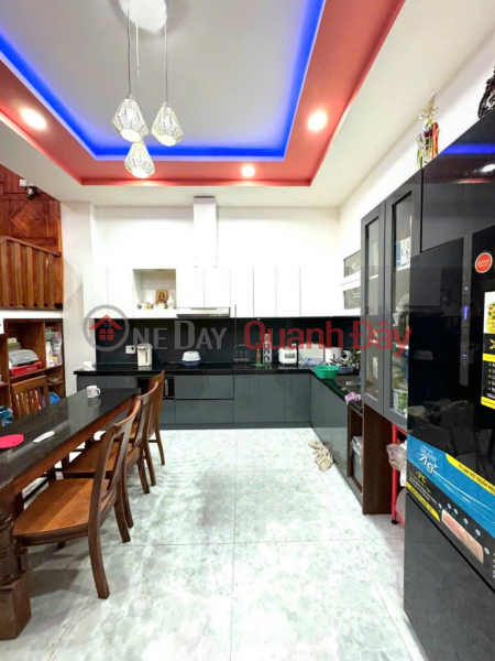 SIÊU PHẨM NHÀ GỖ – 3 TẦNG ĐÚC – PHƯỚC LÝ 2, CẨM LỆ – GIÁ CHỈ 4,5 TỶ! Việt Nam, Bán, đ 4,5 tỷ