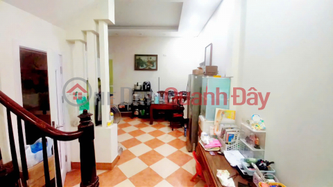 House for sale in Hoang Hoa Tham, 54m², open alley, near the street, investment price 9 billion _0
