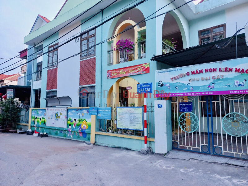 FOR SALE 65M DAI CAT LOT Corner Lot with 2 storey house for rent MT 5M PRICE OVER 2 BILLION Sales Listings