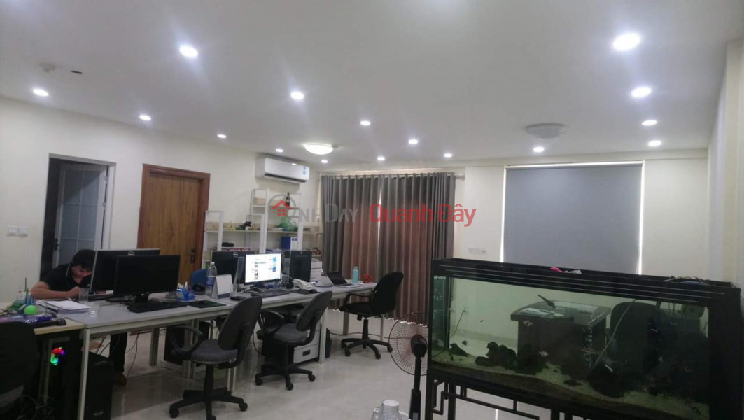 Property Search Vietnam | OneDay | Residential Sales Listings | The owner urgently sells apartment 89 Phung Hung is working as an office on a beautiful floor 70m2 Cheap price 2.1 billion VND