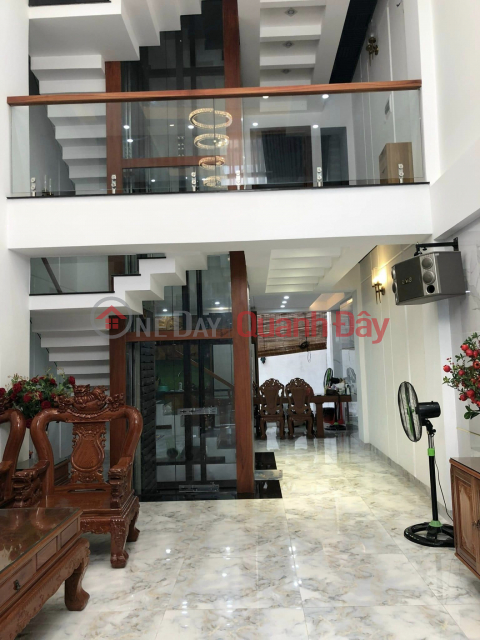 5 storey house for sale, alley 5m Nguyen Van Luong Opposite Cityland only 8 billion _0