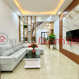 Hoang Liet house for sale, area 42m2 x 5 floors. Price 4.8 billion, big, wide alley, ready to live _0