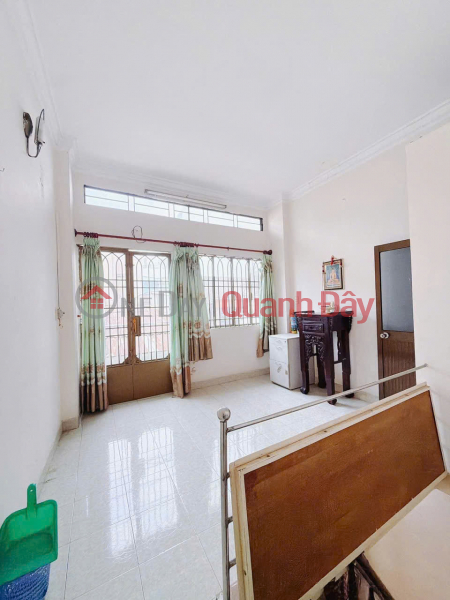 đ 4,45 tỷ, BÁN NHÀ ĐƯỜNG XÓM CHIẾU, QUẬN 4, HỒ CHÍ MINH.