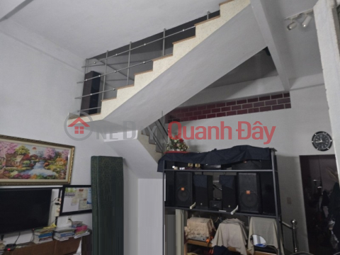 ► House on Nui Thanh street, 10.5m wide road near the Square, Downtown, 156m2, 8m wide _0