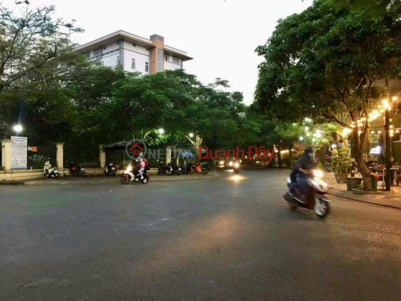 Property Search Vietnam | OneDay | Residential Sales Listings | Need to Sell Land Lot with TWO FACES Adjacent to Do Xuan Hop in Phuoc Long A Ward, District 9