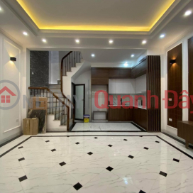 The owner needs to sell a car park business house, a beautiful new 5-storey house, 5m square meter at Luong Khanh Thien alley. _0