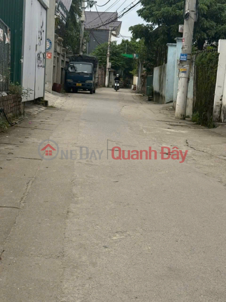 Beautiful land in Trung Hau village, Tien Phong, Me Linh, main village axis, business frontage. Near Yen market Sales Listings