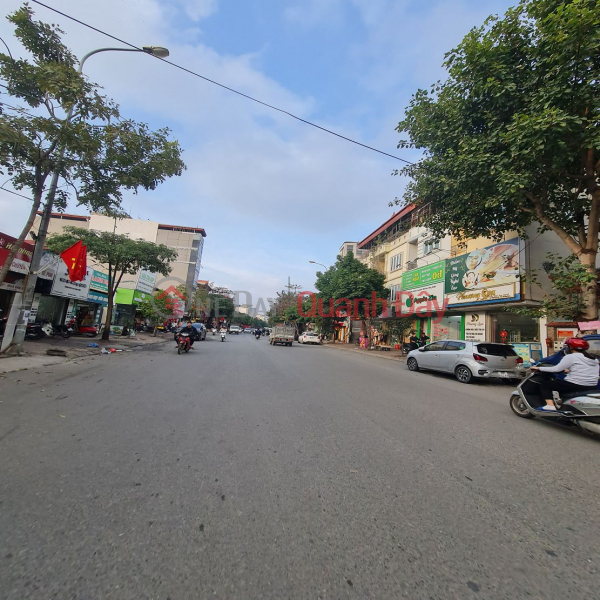 Bán đất Trâu Quỳ Gia Lâm 36m2 đường 22m kinh doanh đỉnh giá 7 tỷ x Lh 0989894845 Niêm yết bán
