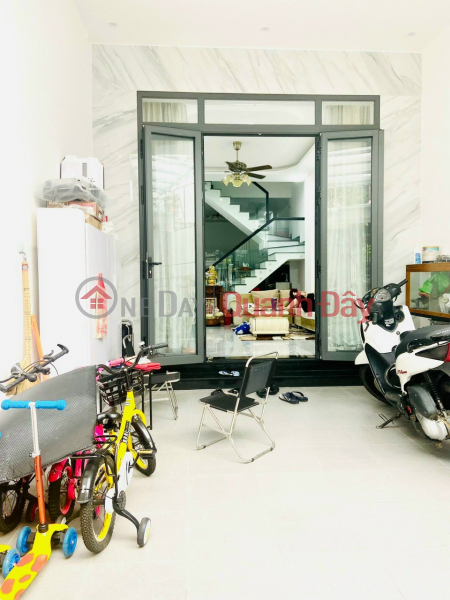 Property Search Vietnam | OneDay | Residential Sales Listings, House for sale with 1 ground floor and 2 floors in Tan Tien Ward near Eros Palace restaurant for only 4.9 million