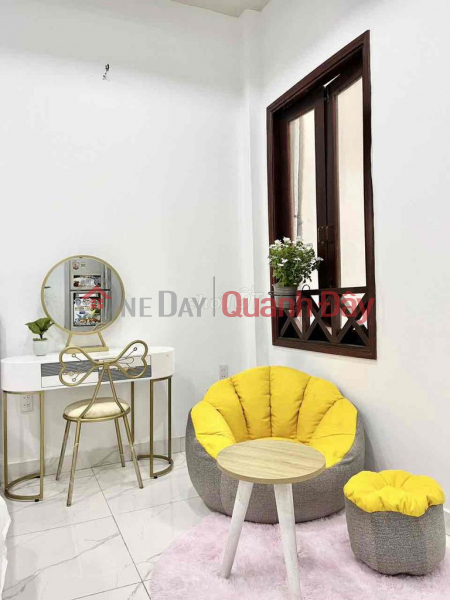Located on Xuan Hong street, 35m2, fully furnished, Vietnam Rental ₫ 6 Million/ month
