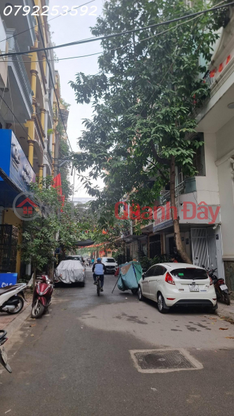 đ 31 tỷ Bán Nhà Khuất Duy Tiến. Thanh Xuân. Diện Tích 65-71m. x5 tầng. Mặt tiền 4.5m. Giá Bán 31 Tỷ.